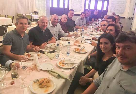 O assunto veio ao público depois de um almoço em restaurante de Cuiabá, na tarde desta segunda-feira (9), que contou com a presença de lideranças.