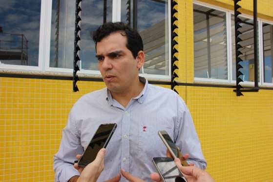 Secretário de Governo, Domingos Sávio esteve na Assembleia Legislativa e criticou a instalação da CPI dos Grampos.