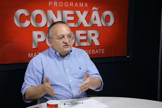 O governador Pedro Taques disse defender a reforma, porém, o assunto não é aceito pelos servidores estaduais.