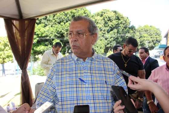 Jayme Campos, senador.