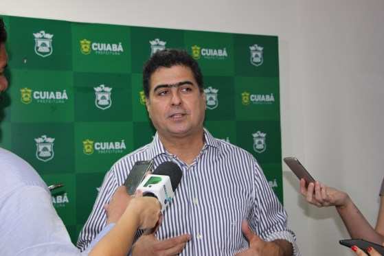 Prefeito Emanuel Pinheiro alega que a entrega da terceira etapa não ocorreu por contratempos.