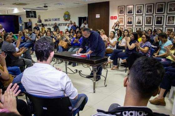 Governador Pedro Taques assinou a mensagem enviando o projeto à Assembleia Legislativa, nesta quarta-feira (27).