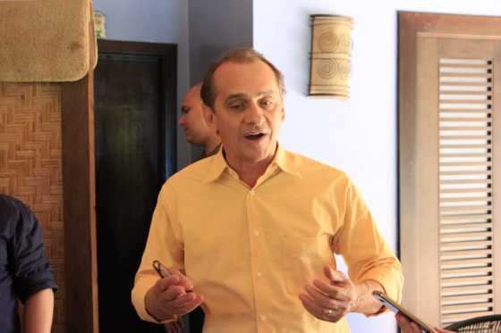 O deputado Wilson Santos defendeu o governador Pedro Taques das acusações de participação em fraudes na Secretaria de Estado de Educação.