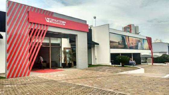Segundo o Valor, a Fiagril, teve receita líquida de R$ 3,4 bilhões em 2017 e pretende manter apenas três de seus 14 armazéns para soja e milho em Mato Grosso.