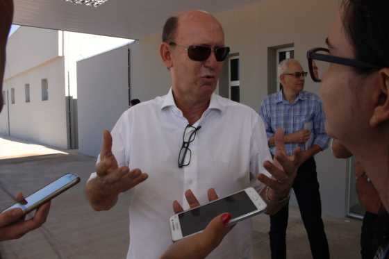 Carlos Avalone foi internado na sexta-feira com uma infecção; O quadro é estável.