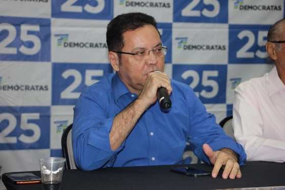 Parceiro de Taques, o deputado Eduardo Botelho se mostrou desconfortável em evento que lançou Mauro Mendes ao Governo.