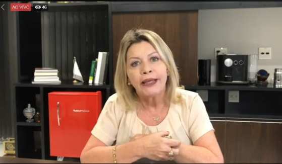 O tempo de propaganda destinado à Selma Arruda é referente aos 07 segundos do PSL e a metade do tempo de cada partido da coligação.