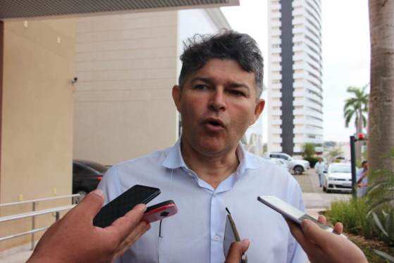 O senador e deputado federal eleito José Medeiros disse o tema não foi discutido pelo grupo de Bolsonaro.