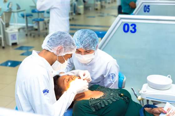 Os estudantes do curso de Odontologia também estarão presentes na ação, com diagnóstico de câncer bucal, orientação e educação em saúde bucal.