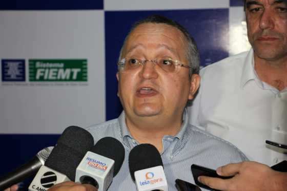 Candidato à reeleição, o governador Pedro Taques insistiu em ações feitas para garantir incentivos fiscais ao comércio do Estado.