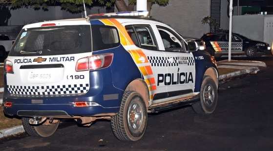 Testemunhas disseram aos policiais que o suspeito pelo assassinato mora no bairro Altos da Serra, em Cuiabá
