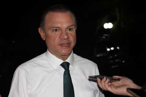 No vídeo, Wellington acusa Mauro Mendes de usa Caixa 2 durante a campanha.