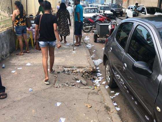O homem foi preso em flagrante e encaminhado para a delegacia.