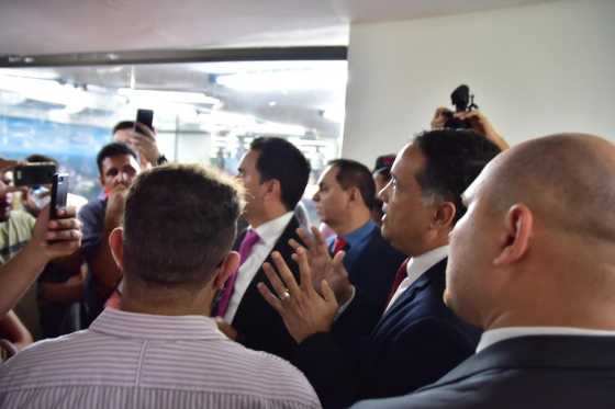 Houve confusão entre motoristas de aplicativos e vereadores na Câmara Municipal de Cuiabá.
