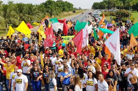 Servidores do Estado se reúnem em Assembleia Geral na próximo dia 12 para decidir greve.