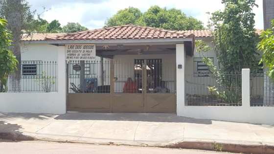 As causas do incêndio serão investigadas pela Polícia Civil da cidade.