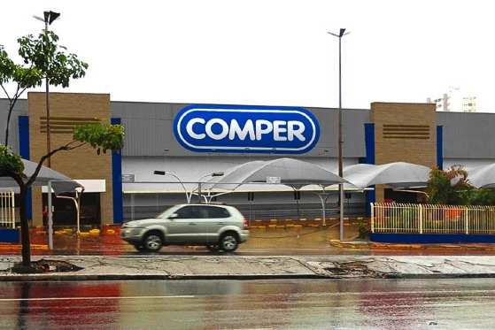 Comper foi condenado a pagar R$ 15 mil de indenização por danos morais.