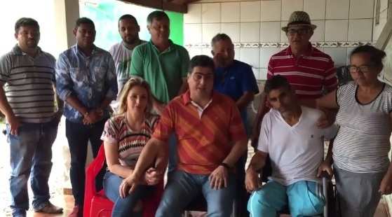 O prefeito Emanuel Pinheiro foi até a casa do gari Darliney Madaleno prestar solidariedade.