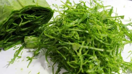 Recomenda-se ingerir uma variedade de vegetais diariamente (2 1/2 copos/dia para uma dieta de 2.000 calorias) de todos os grupos de vegetais