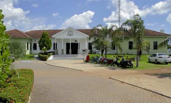 Prédio atual do Fórum de Lucas do Rio Verde tem seis varas em funcionamento.