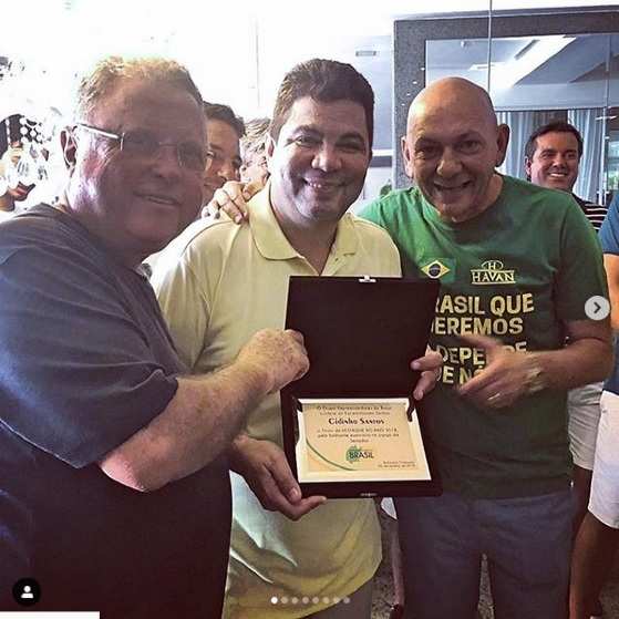 Blairo Maggi, Cidinho Santos e Luciano Hang em evento realizado em Balneário Camboriú.