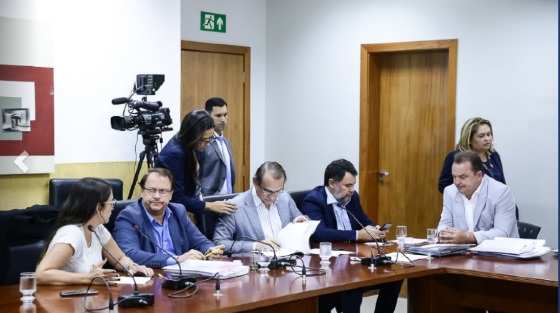 Os pontos de divergências são discutidos na Comissão de Constituição Justiça e Redação (CCJ).