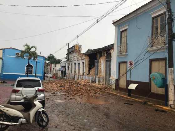 Casarão histórico desabou no centro de Cuiabá em janeiro