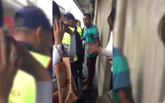 Homem é preso por ejacular em jovem no trem de SP