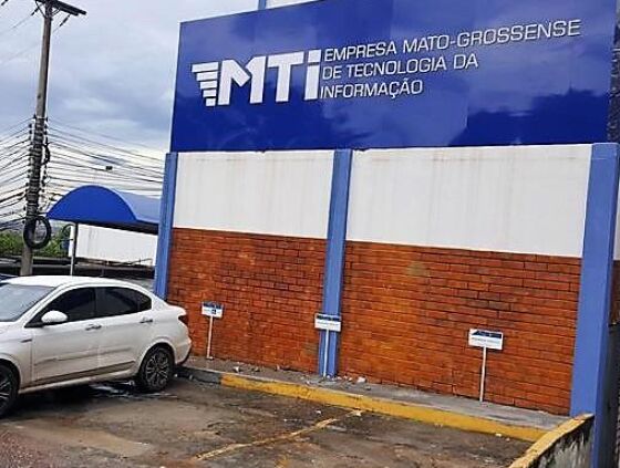 O edital completo está disponível no site da MTI.