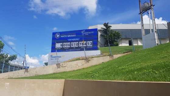 Impostômetro de MT instalado na Avenida do CPA, em Cuiabá