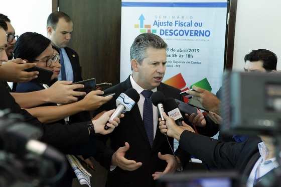 Governador Mauro Mendes participou do “Seminário de Ajuste Fiscal ou Desgoverno”, promovido pelo TCE, nesta quinta-feira.