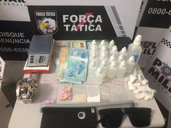 Drogas e pertences encontrados em posse de José Augusto