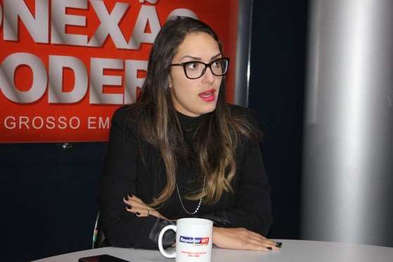 Janaina Riva diz que todos os Poderes poderiam contribuir
