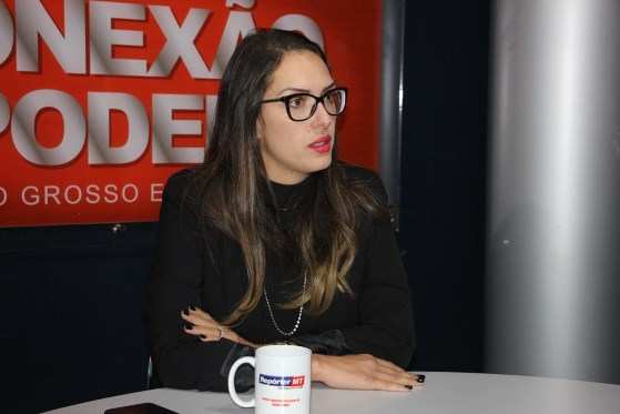Deputada diz que apresentou soluções para governo enviar projeto que amenizasse situação de inativos