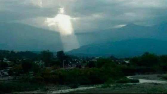 'Jesus' em nuvens na Argentina deixa fiéis impressionados
