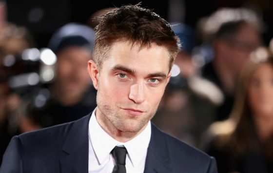 Com 32 anos, Pattinson se tornará o ator mais jovem a viver o herói nos cinemas.