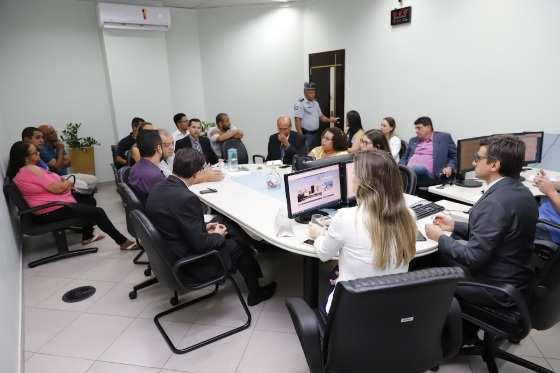 Rodada de conciliação no TRT contou com representantes dos trabalhadores, Governo, Assembleia e direção da Santa Casa 