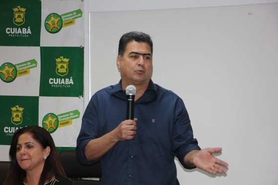 O prefeito Emanuel Pinheiro disse que sua decisão sobre reeleição deve sair em abril.