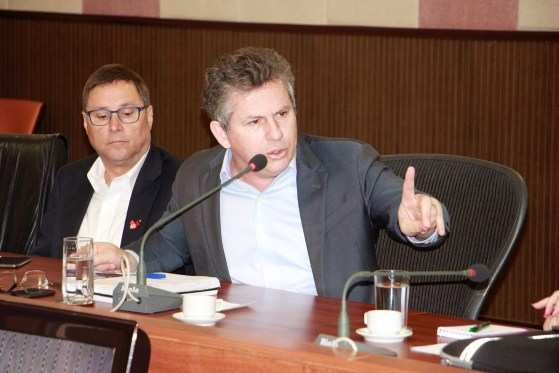Governador Mauro Mendes tem adotado medidas neoliberais como tentativa de 'frear' a crise financeira no Estado