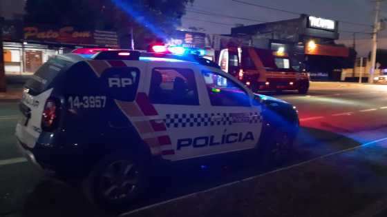 Uma vítima morreu no local do crime e outra no hospital.