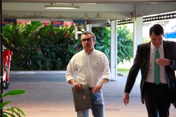 Defesa afirma que empresário não deve parcelas do acordo e que ainda não foi notificado da decisão do STF