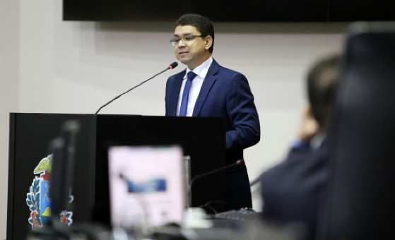O advogado Emerson Almeida de Souza não sobreviveu a sabatina dos deputados.