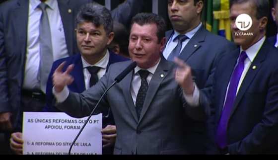 Medeiros é um dos líderes de Bolsonaro na Câmara Federal
