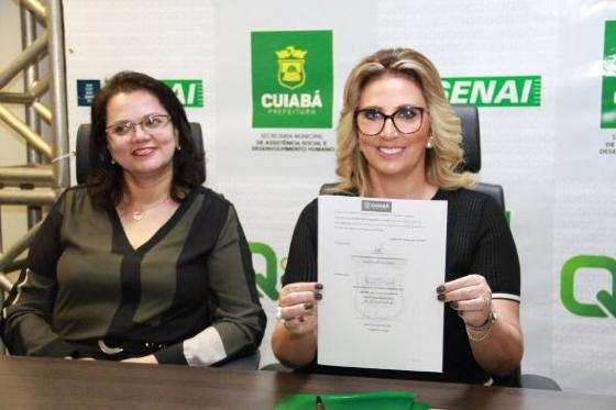 O projeto de qualificação profissional ainda conta com uma versão voltada exclusivamente à mulheres (Qualifica 300 – Mulher)