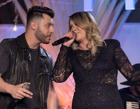 Marília Mendonça está grávida do cantor sertanejo Murilo Huff, seu namorado .