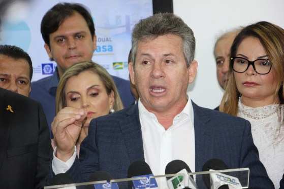 Mauro Mendes questionou o porquê de o prefeito não ter cobrado a dívida do ex-governador Pedro Taques.