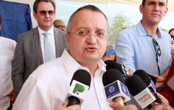 O ex-governador Pedro Taques foi delatado na grampolândia
