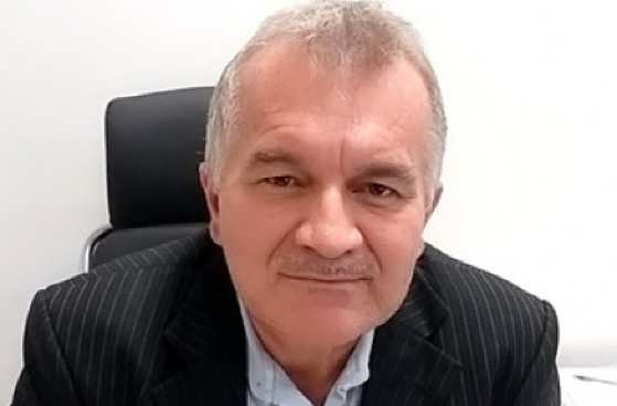 EDIVALDO ROCHA DOS SANTOS é professor de História e servidor do TRE-MT.