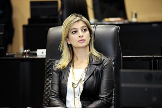 Luciane Bezerra foi inocentada em ação sobre "mensalinho" na AL
