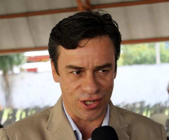 Bulhões foi secretário de Desenvolvimento Econômico na gestão do ex-prefeito Tião Zaeli.